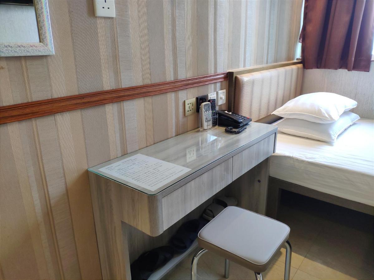 Celltronik Hostel 先創旅店 Hong Kong Exterior photo