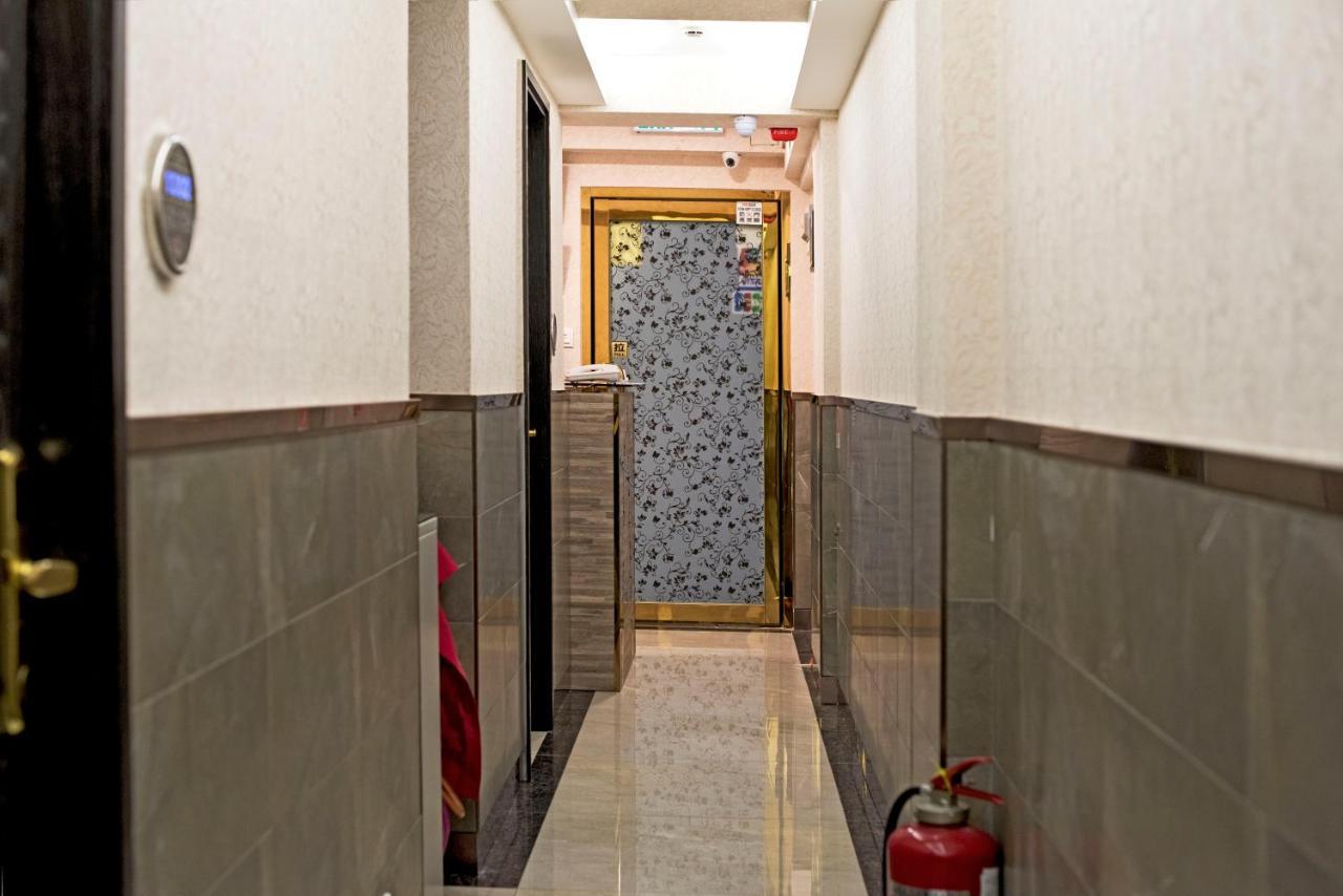 Celltronik Hostel 先創旅店 Hong Kong Exterior photo