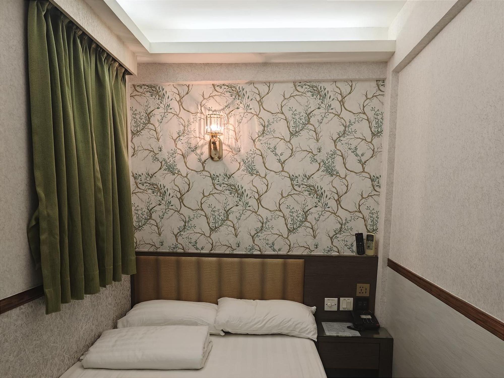 Celltronik Hostel 先創旅店 Hong Kong Exterior photo