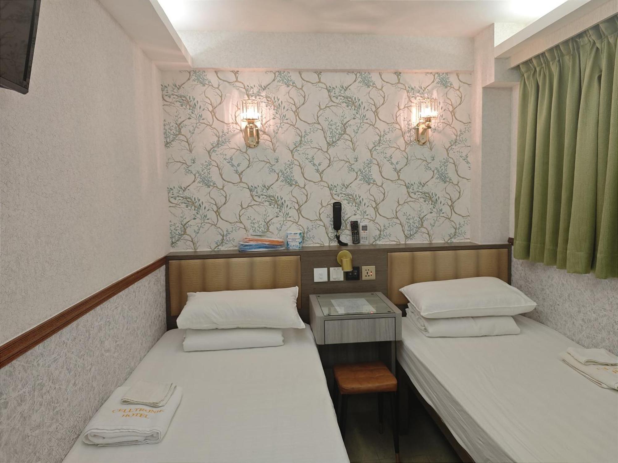Celltronik Hostel 先創旅店 Hong Kong Exterior photo