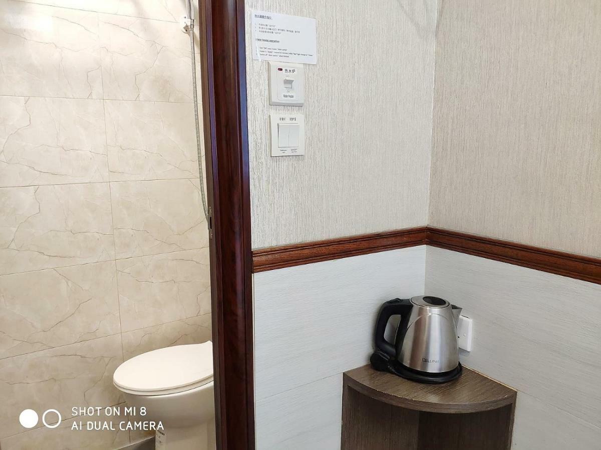 Celltronik Hostel 先創旅店 Hong Kong Exterior photo